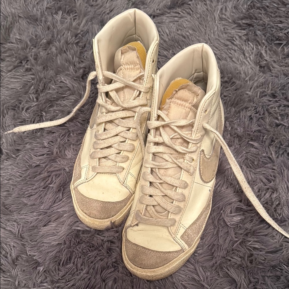 Women's High-Top Sneakers